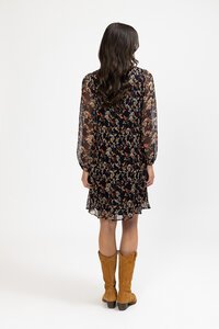 Loveable dress
