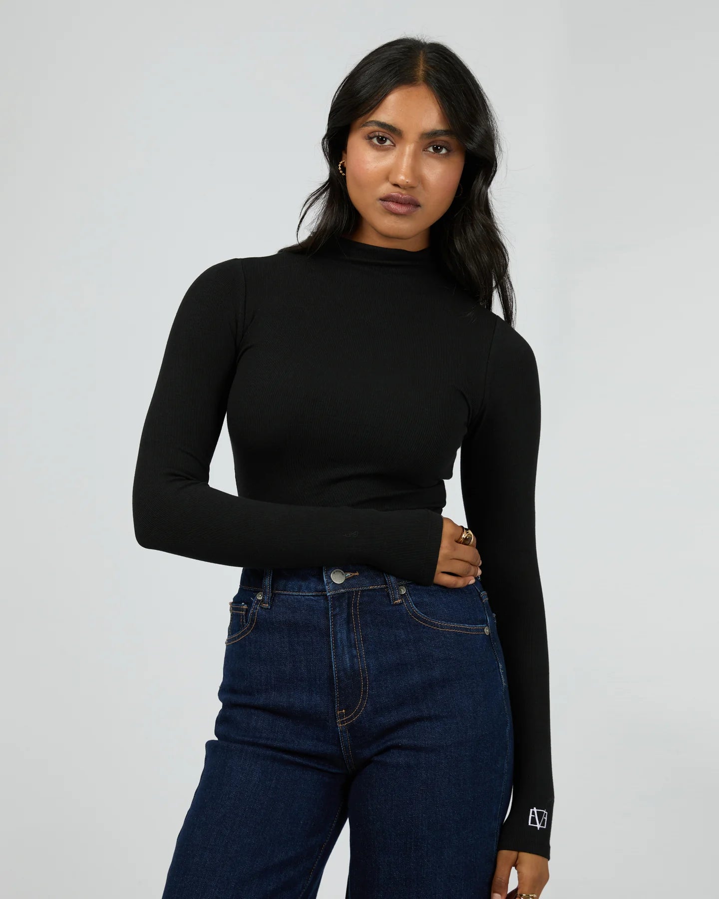 Icon Mock neck