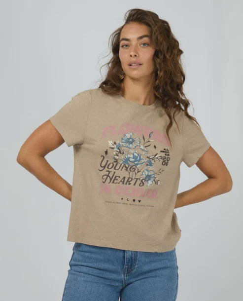 Young hearts tee