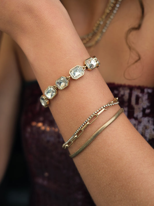 Bracelet, statement with crystal glass