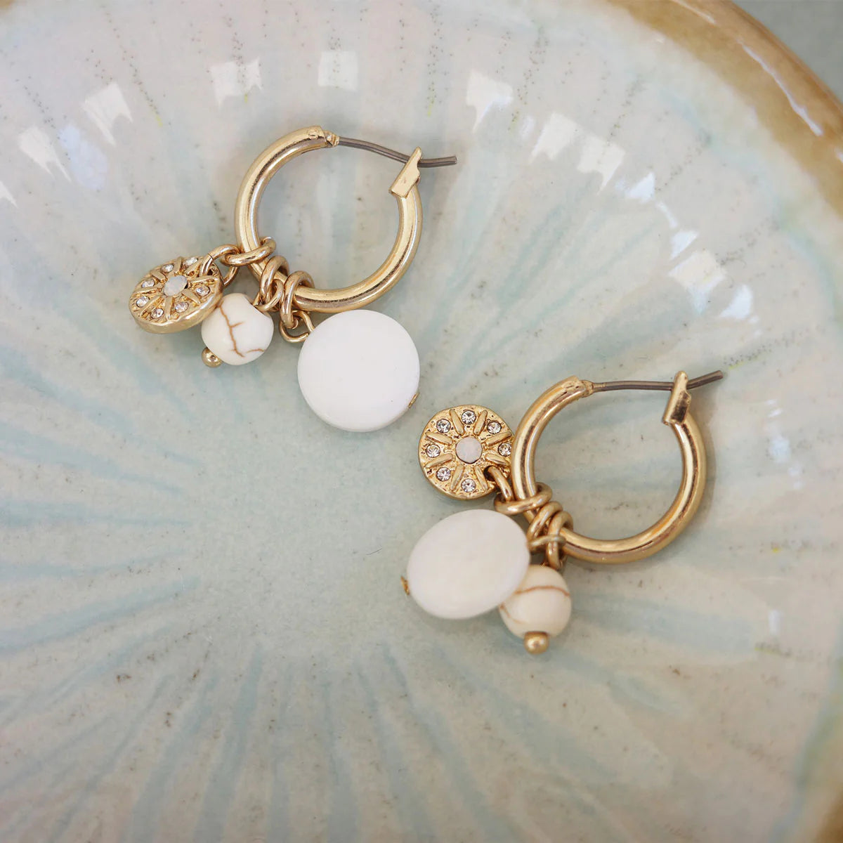 Earring, solstice bunch