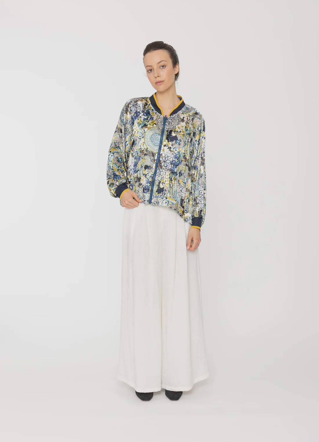 Eni jacket