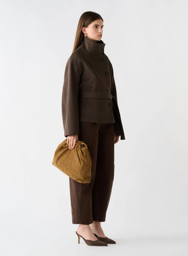 Incline jacket