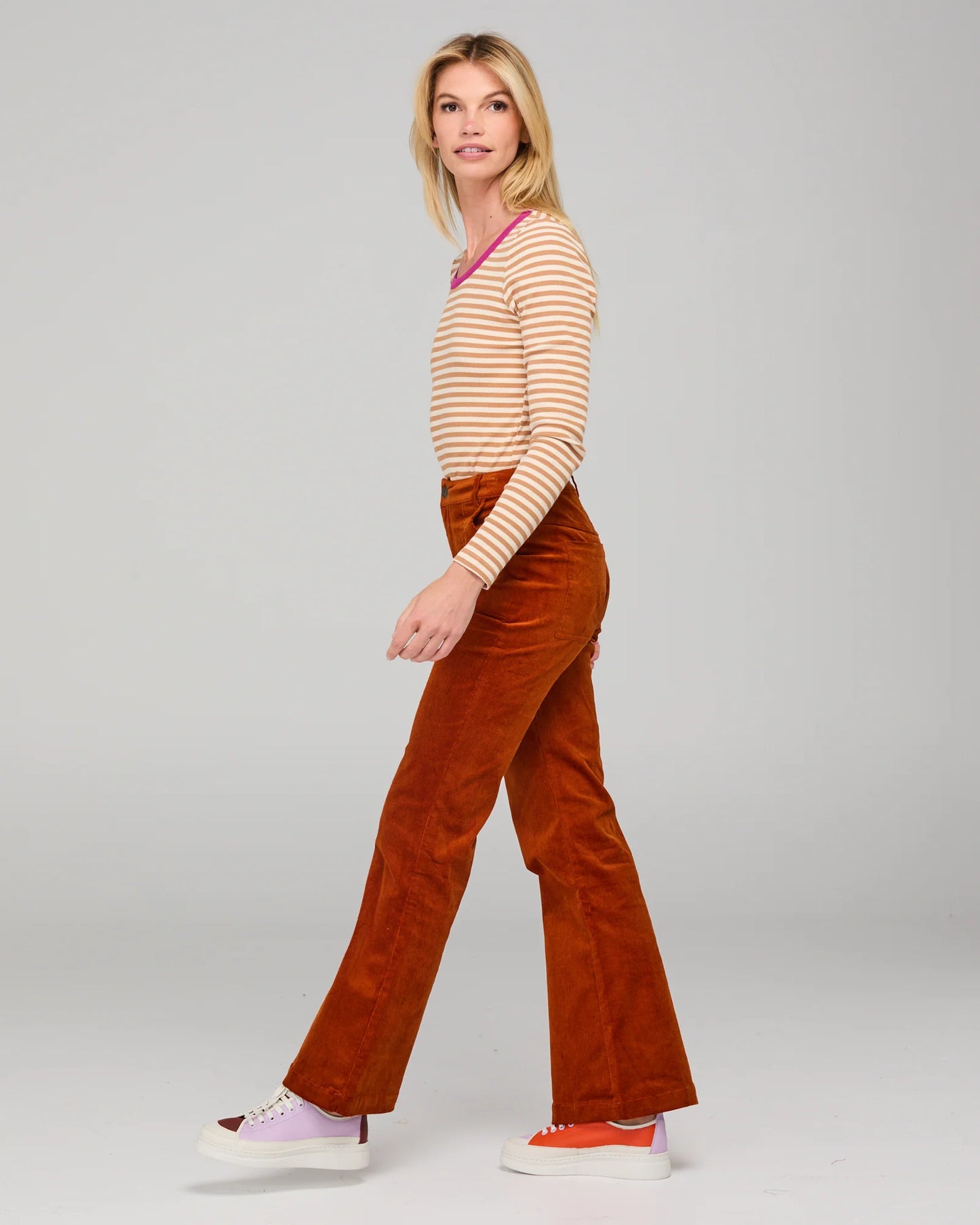 Dharma pant