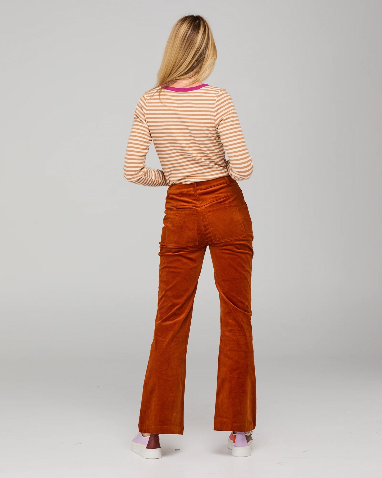 Dharma pant