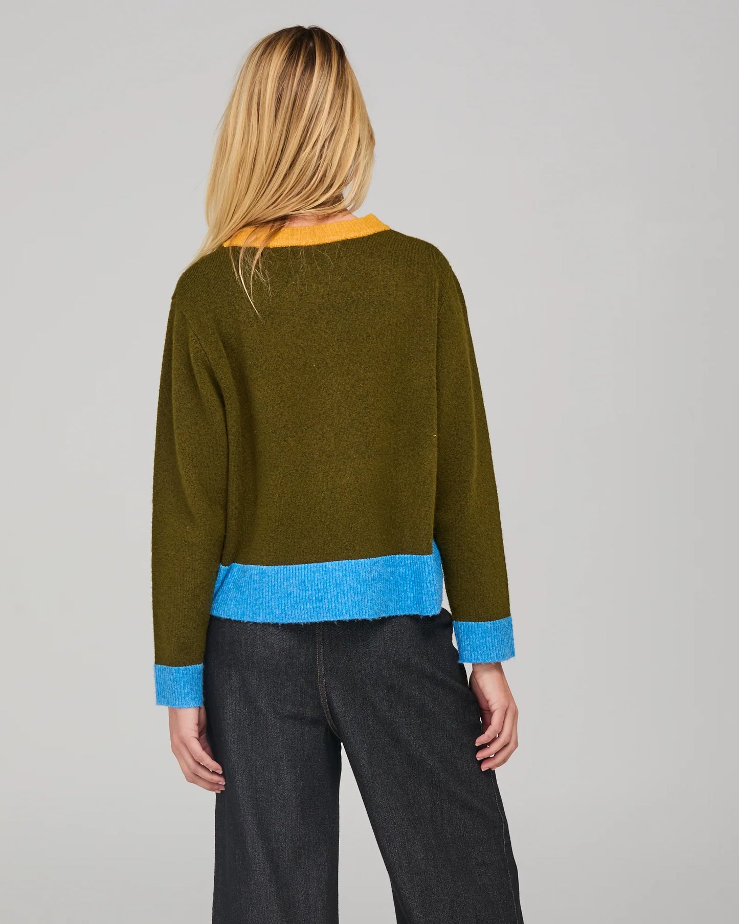 Poet jumper