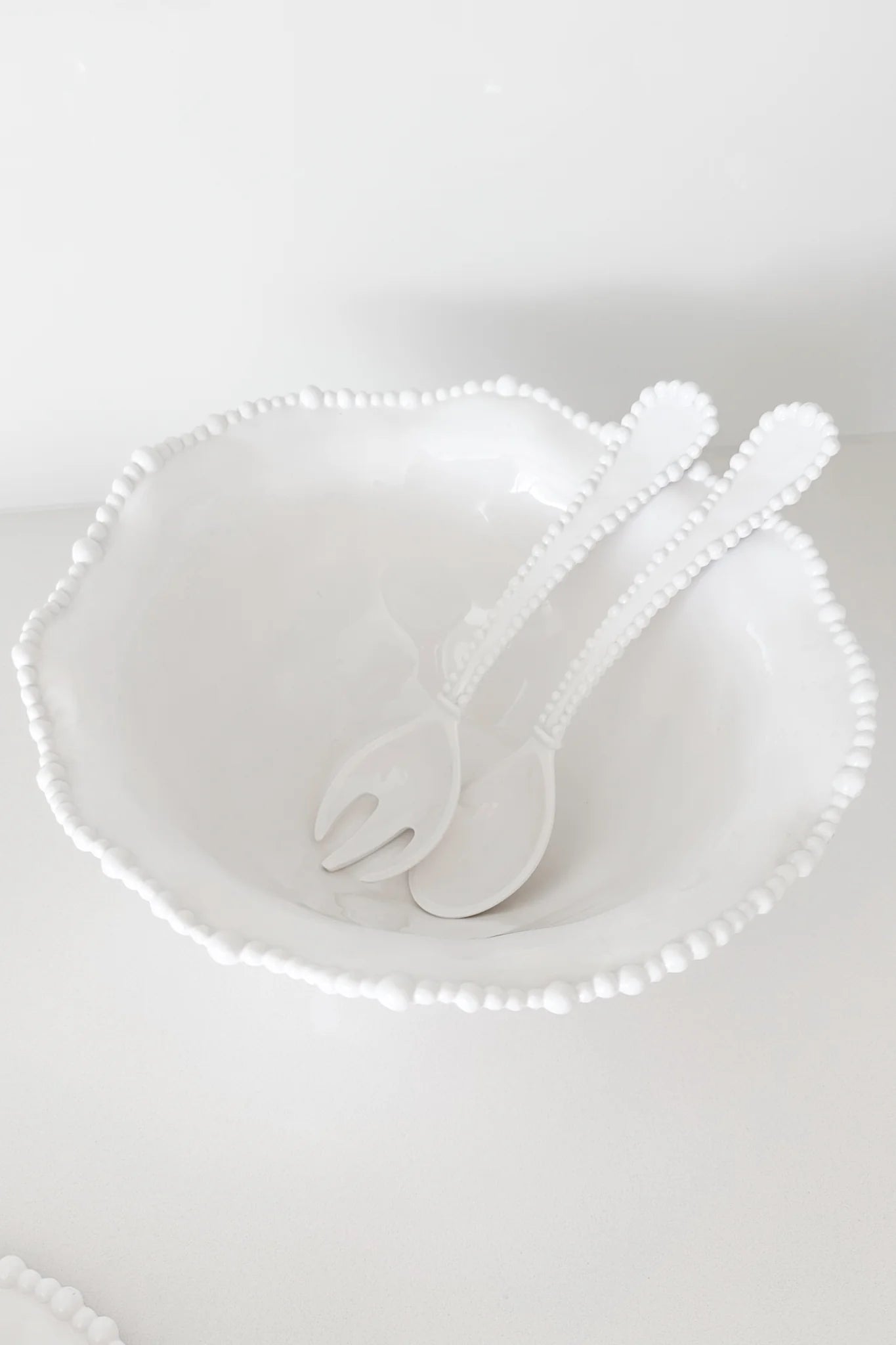 Melamine pearl salad servers