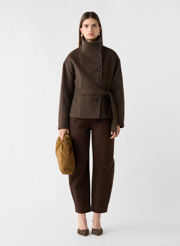 Incline jacket