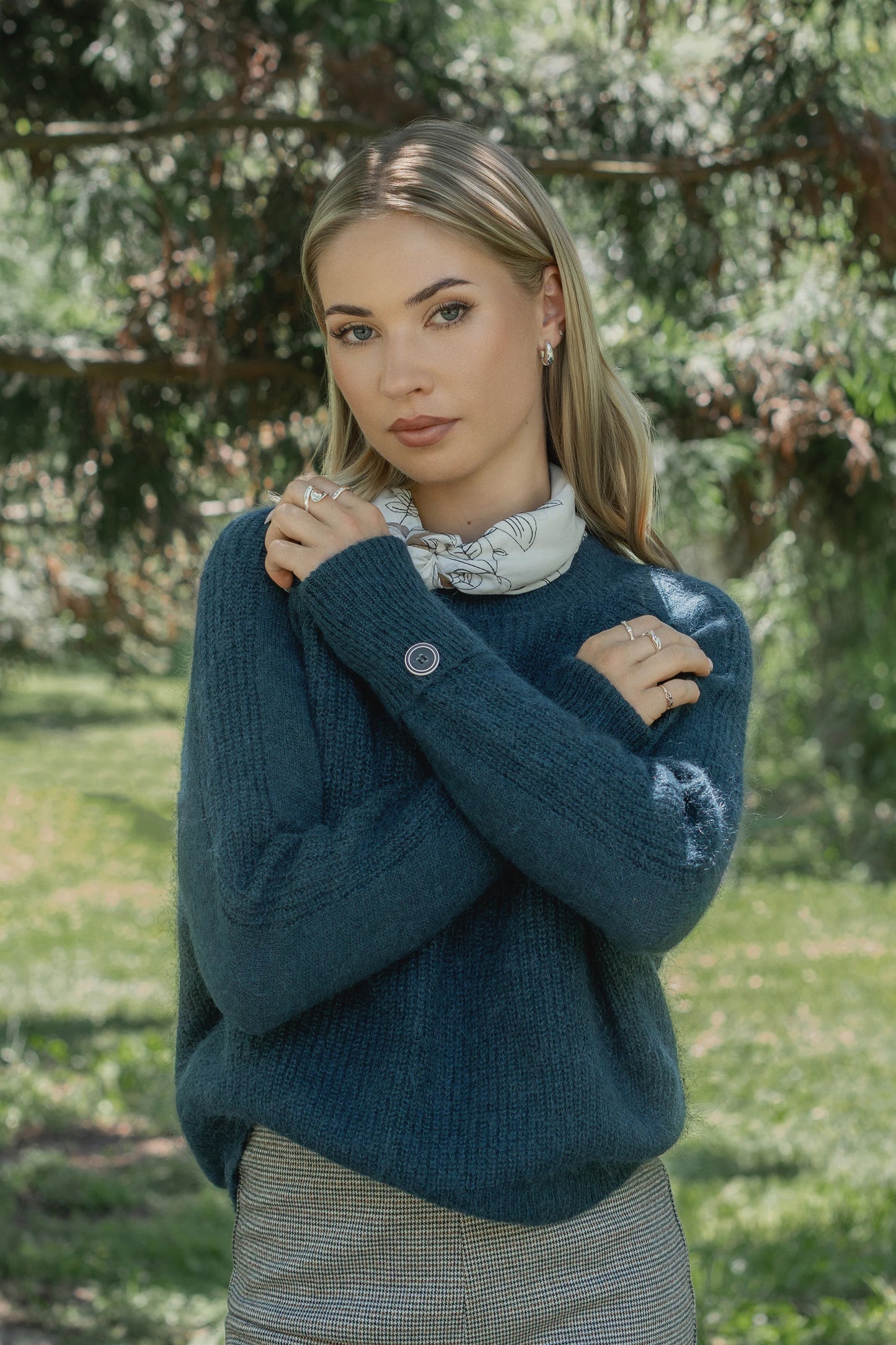 Mia sweater