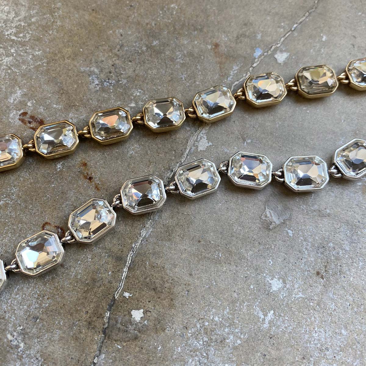 Bracelet, statement with crystal glass