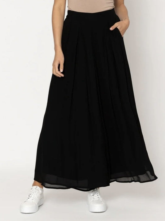 Malka Pant